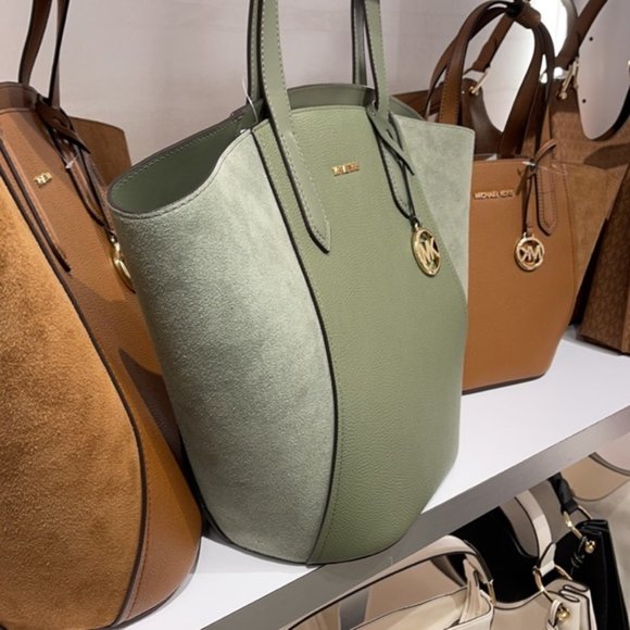 Michael Kors Portia Large Tote Leather - Picture 4 of 16